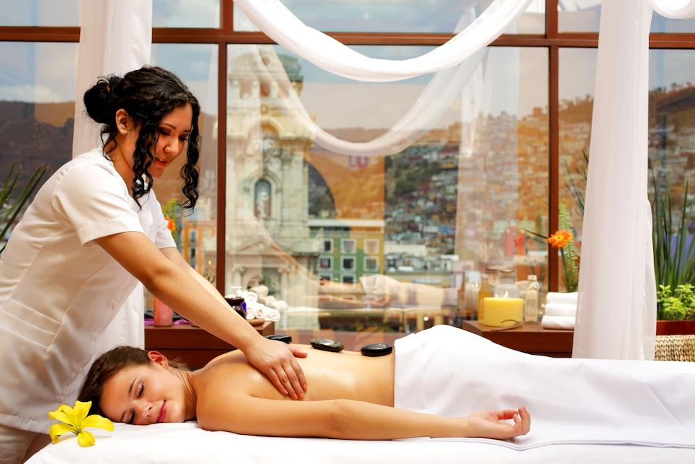 Hotel Emily Pachuca Ngoại thất bức ảnh