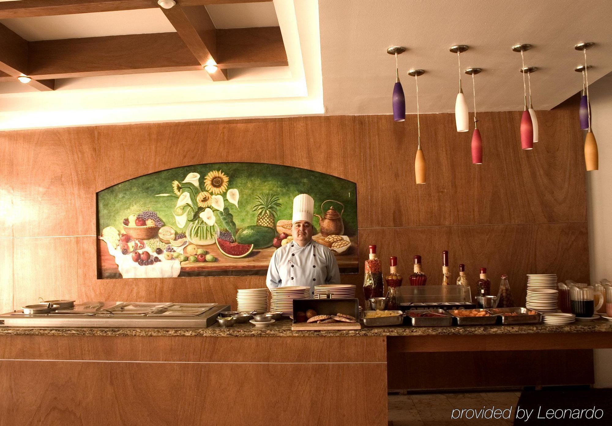 Hotel Emily Pachuca Nhà hàng bức ảnh