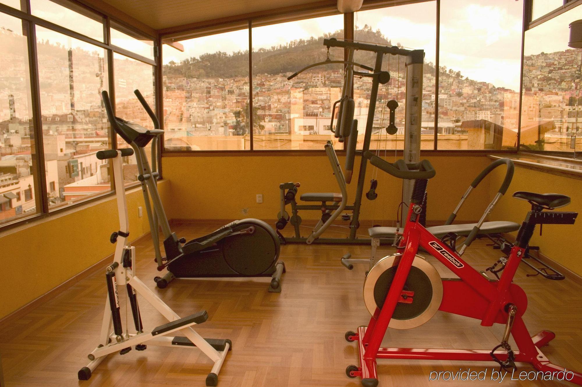 Hotel Emily Pachuca Ngoại thất bức ảnh