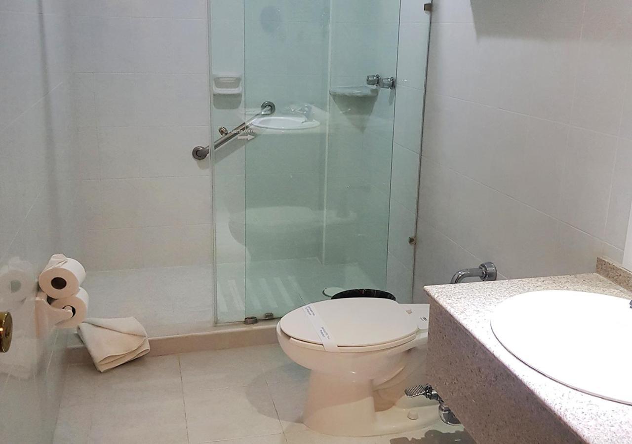 Hotel Emily Pachuca Ngoại thất bức ảnh